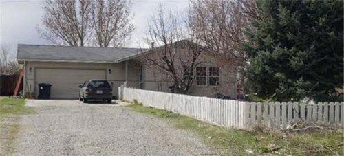 6520 BONANZA DR, Winnemucca, NV 89445