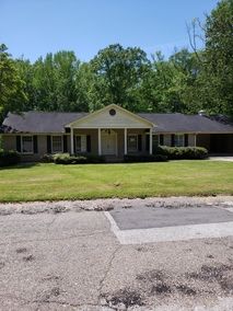 901 N 14th Street, Lanett, AL 36863