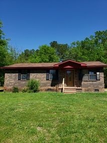 3402 Columbus Rd, Valley, AL 36854