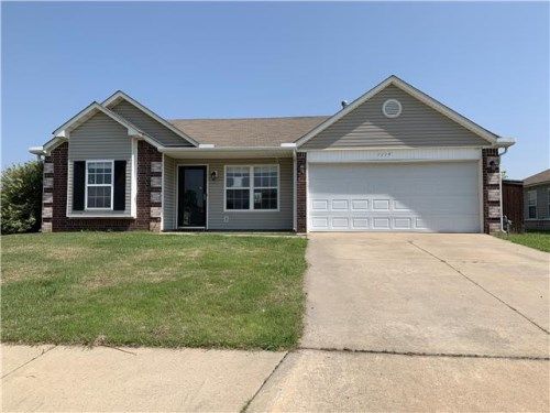 1114 W 23rd St, Claremore, OK 74017