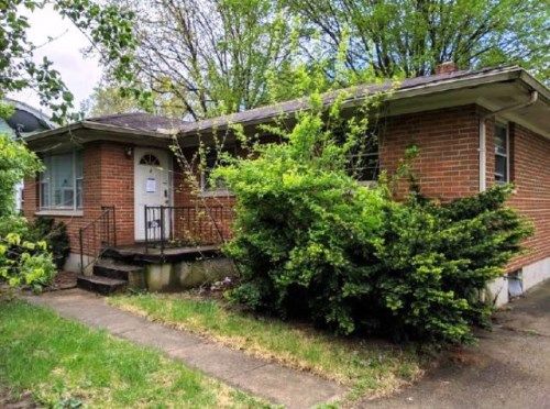 1706 Eldora Dr, Middletown, OH 45042