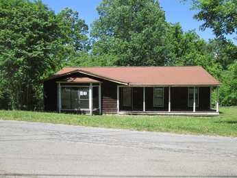 664 Lakewood Village Rd, Spring City, TN 37381