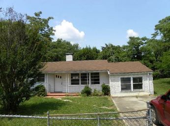209 Kesterson Dr, Lynchburg, VA 24502