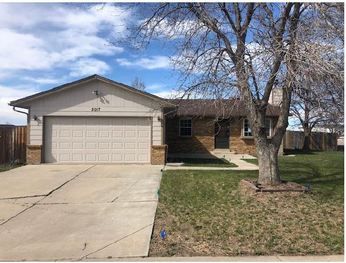 2017 Hickory St, Fort Lupton, CO 80621