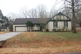 158 Bobwhite Drive, Decatur, AL 35603