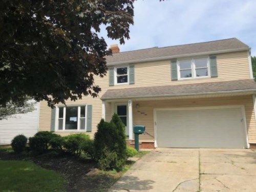 981 Professor Road, Cleveland, OH 44124