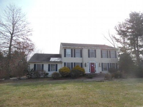 710 Cox Rd, Moorestown, NJ 08057