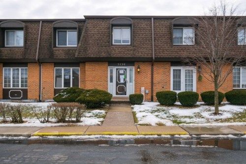 3230 Chestnut Dr, Flossmoor, IL 60422