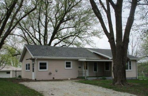 107W ST N, Mount Ayr, IA 50854