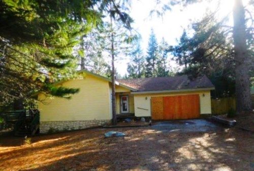 2026 Deetz Rd, Mount Shasta, CA 96067