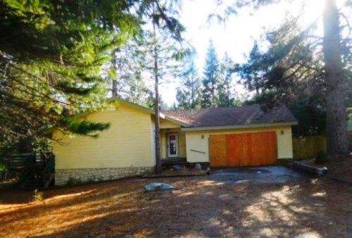 2026 Deetz Rd, Mount Shasta, CA 96067