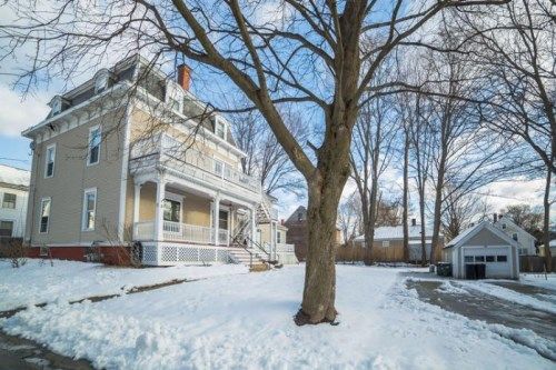 11 Winter St Unit 1, Amesbury, MA 01913