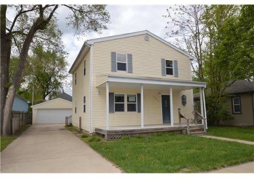 1411 Martha St, Pekin, IL 61554