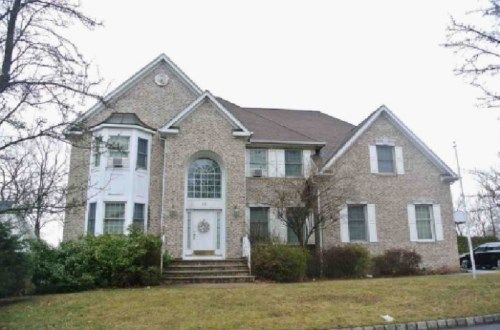 88 Patrick Ave, Emerson, NJ 07630