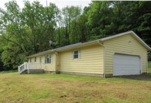 14790 Pinewood Trl, Newark, OH 43055