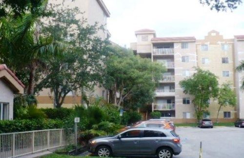 15221 SW 80th St Unit 313, Miami, FL 33193