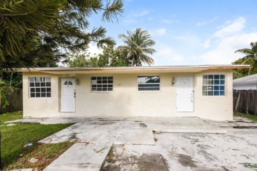 606 Phippen Road, Dania, FL 33004