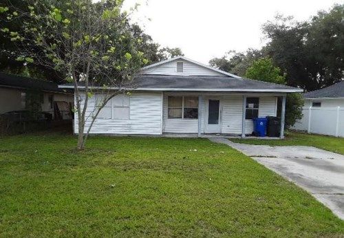 1216 Pinewood Ave, Lakeland, FL 33815