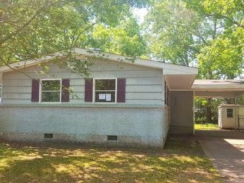 3006 Criswell Ave, Pascagoula, MS 39567