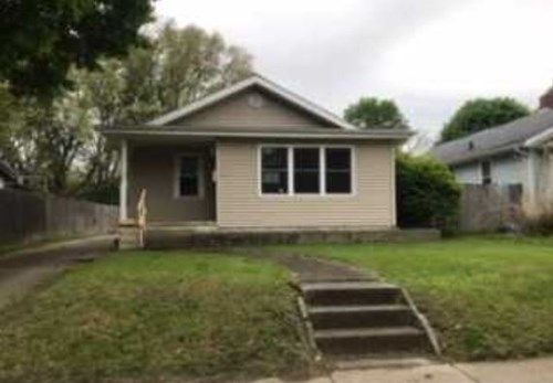 1622 Randolph St, South Bend, IN 46613