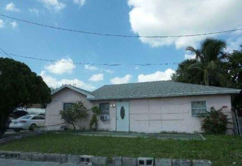 4903 N Austrln Ave, West Palm Beach, FL 33407