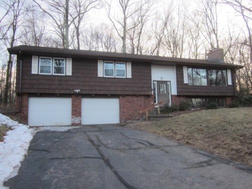 39 Deepwood Dr, South Windsor, CT 06074