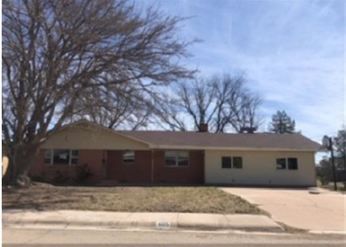 605 S 14th St, Artesia, NM 88210