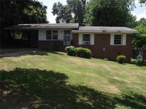 212 Moss Dr, Columbus, GA 31904