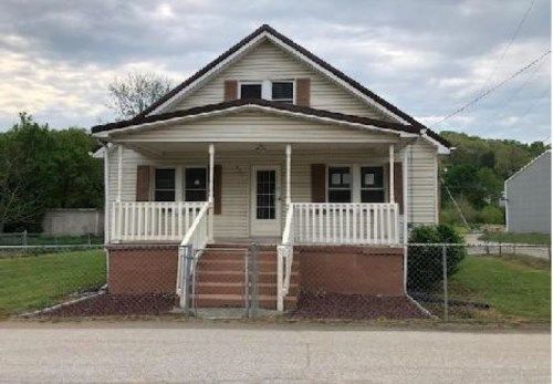 383 Tygart St, Olive Hill, KY 41164