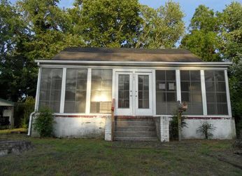 103 Lansing Ave, Laurel, DE 19956