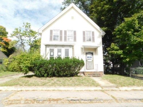 20 James St, Brockton, MA 02302