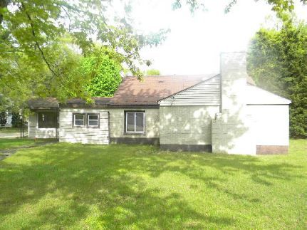 2078 S Dangl Rd, Muskegon, MI 49442