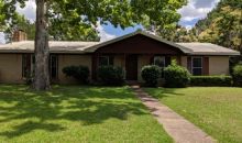 3304 Dena Dr Dothan, AL 36303