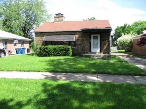 2518 Spruce Rd, Homewood, IL 60430