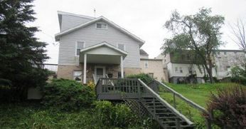 111 Wanda St, Weirton, WV 26062