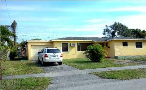 17801 NW 15th Ct, Miami, FL 33169