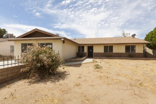 3044 W Avenue L2, Lancaster, CA 93536