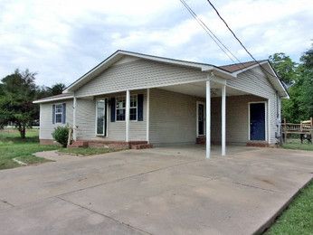 54 Clara Day Cir, Alexandria, AL 36250