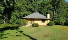 208 Newton Dr Forsyth, GA 31029