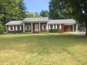 1807 Harding Rd, Cookeville, TN 38506