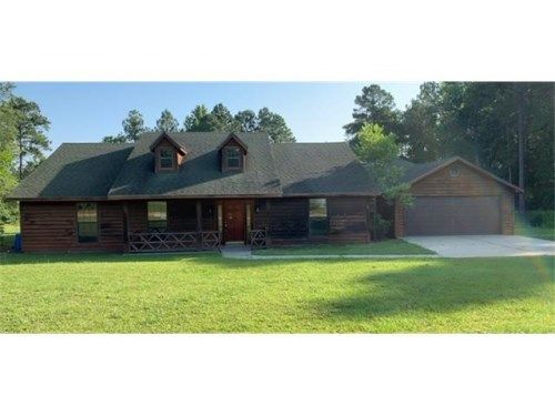 153 Golden Lane, Douglas, GA 31535