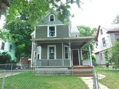 17 Dewey St, New Britain, CT 06051