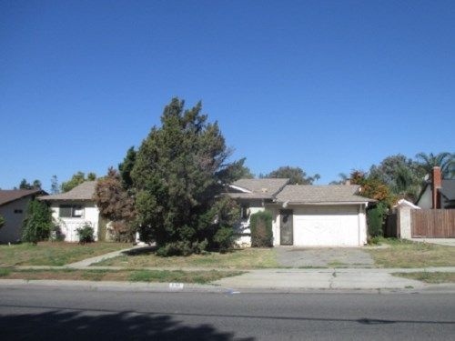 992 N Willow Ave, Rialto, CA 92376