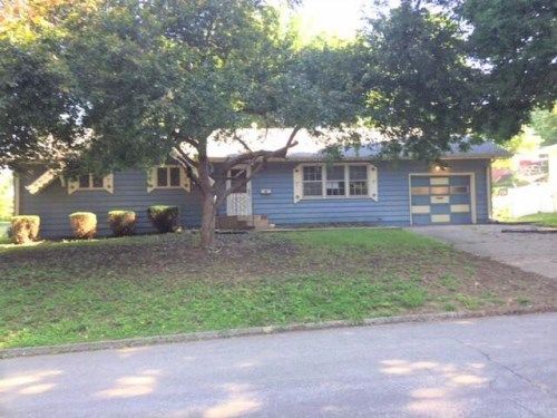3611 Doniphan Ave, Saint Joseph, MO 64507