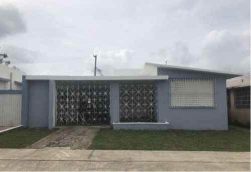 H 24 Forest Hills, Bayamon, PR 00956