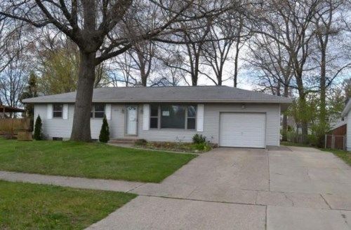 1856 Southwood Ave, Muskegon, MI 49441