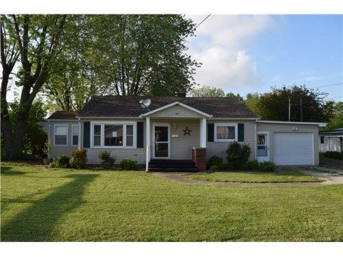 105 E Henry St, Newton, IL 62448