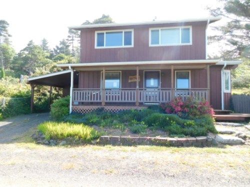 10747 NW Crane St, Seal Rock, OR 97376