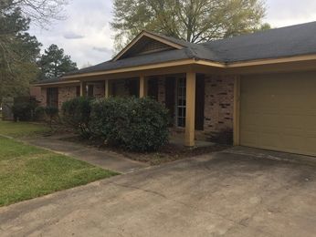 5315 Dogwood Trl, Jackson, MS 39212