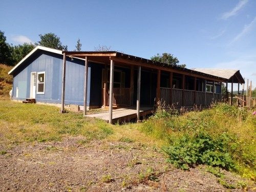 215 Ward Rd, Longview, WA 98632